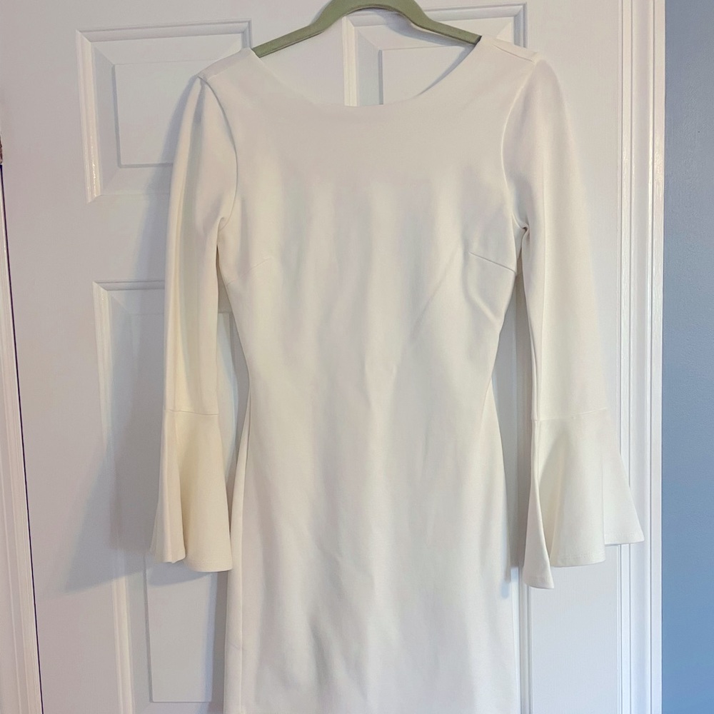 LULUs. White bodycon Long sleeve dress. Size Small. Only worn once!